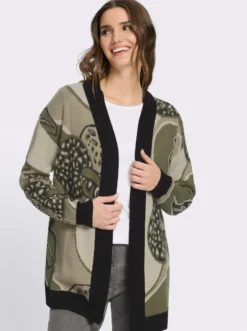 Jacquardstrickjacke mit überschnittenen Schultern