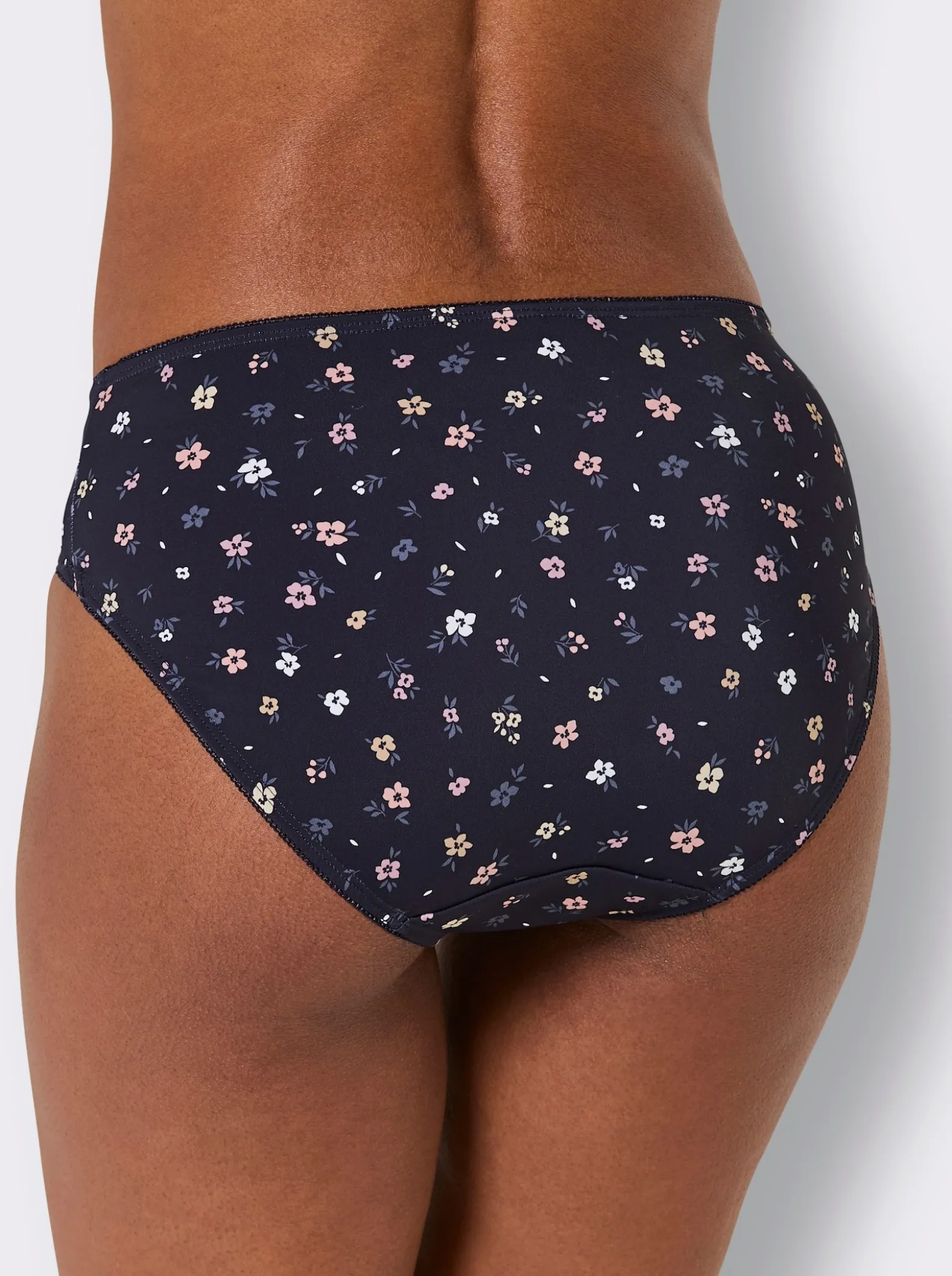 Jazzpants mit Mäusezähnchenborte
