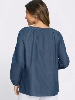 Jeansbluse mit Gummizug am Ausschnitt