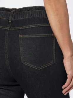 Jeans im Paperbag-Schnitt