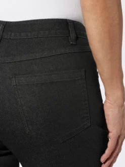 Jeans in gerader Schnittführung