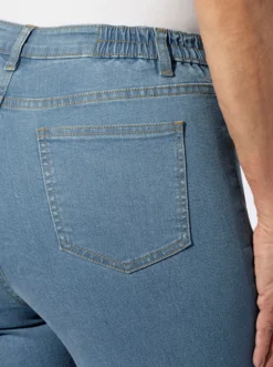Jeans in schmaler Form