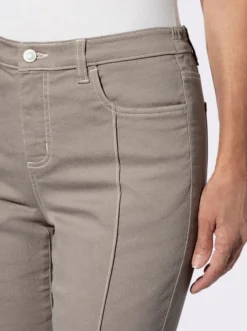 Jeans in schmaler Form