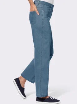 Jeans in weiter Form