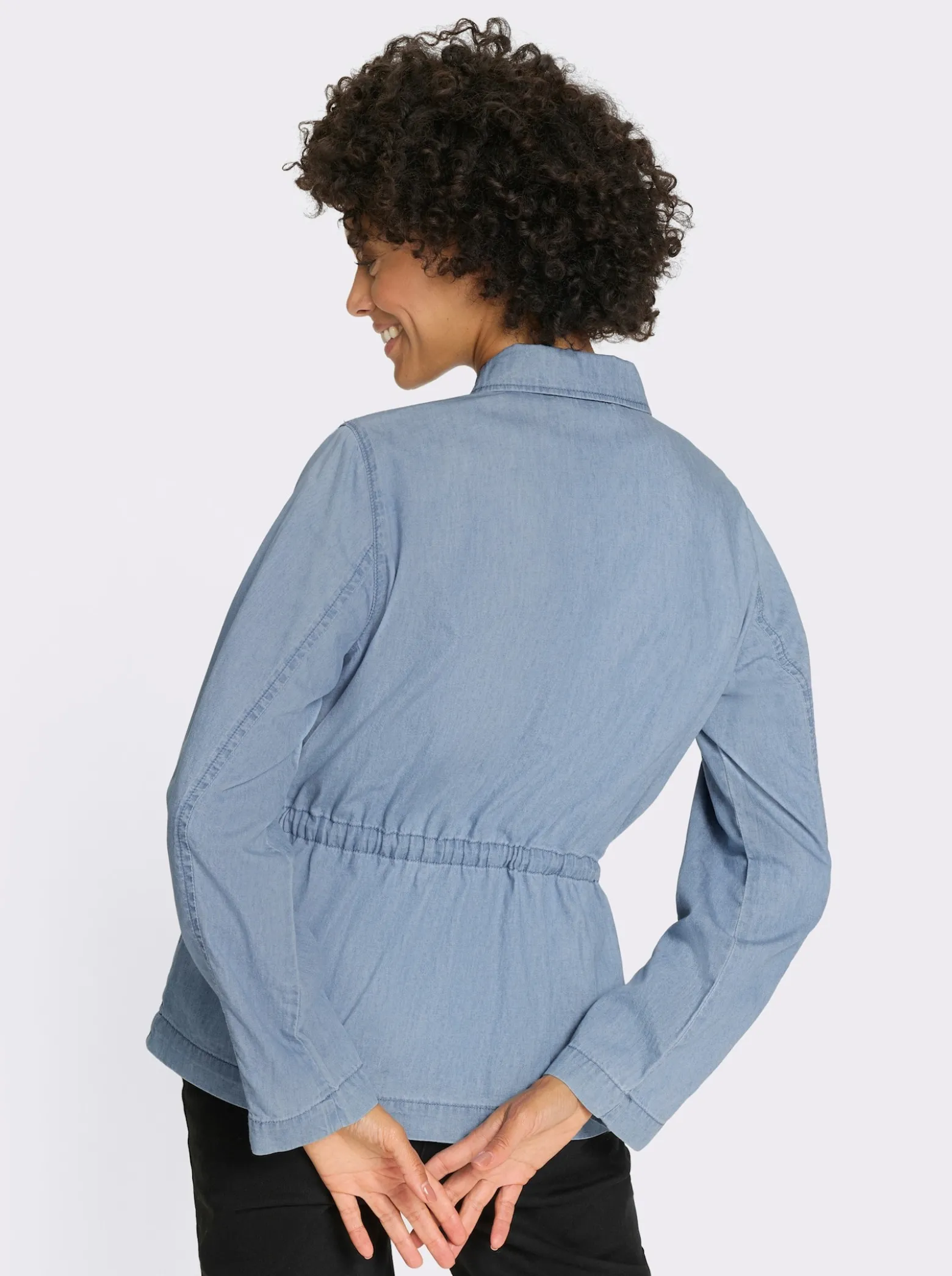 Jeansjacke mit Reißverschluss