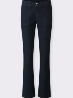 Jeans mit aufgesetzten Taschen