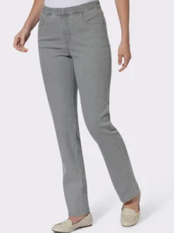 Jeans mit bestickten Gesäßtaschen