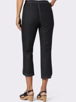 7/8-Jeans mit Blütenstickerei
