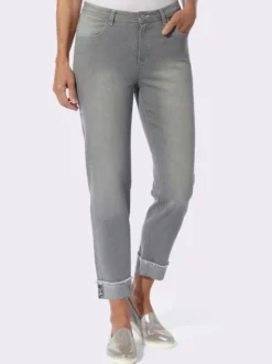 7/8-Jeans mit Fransen am Beinaufschlag