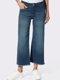 7/8-Jeans mit Fransen am Saum