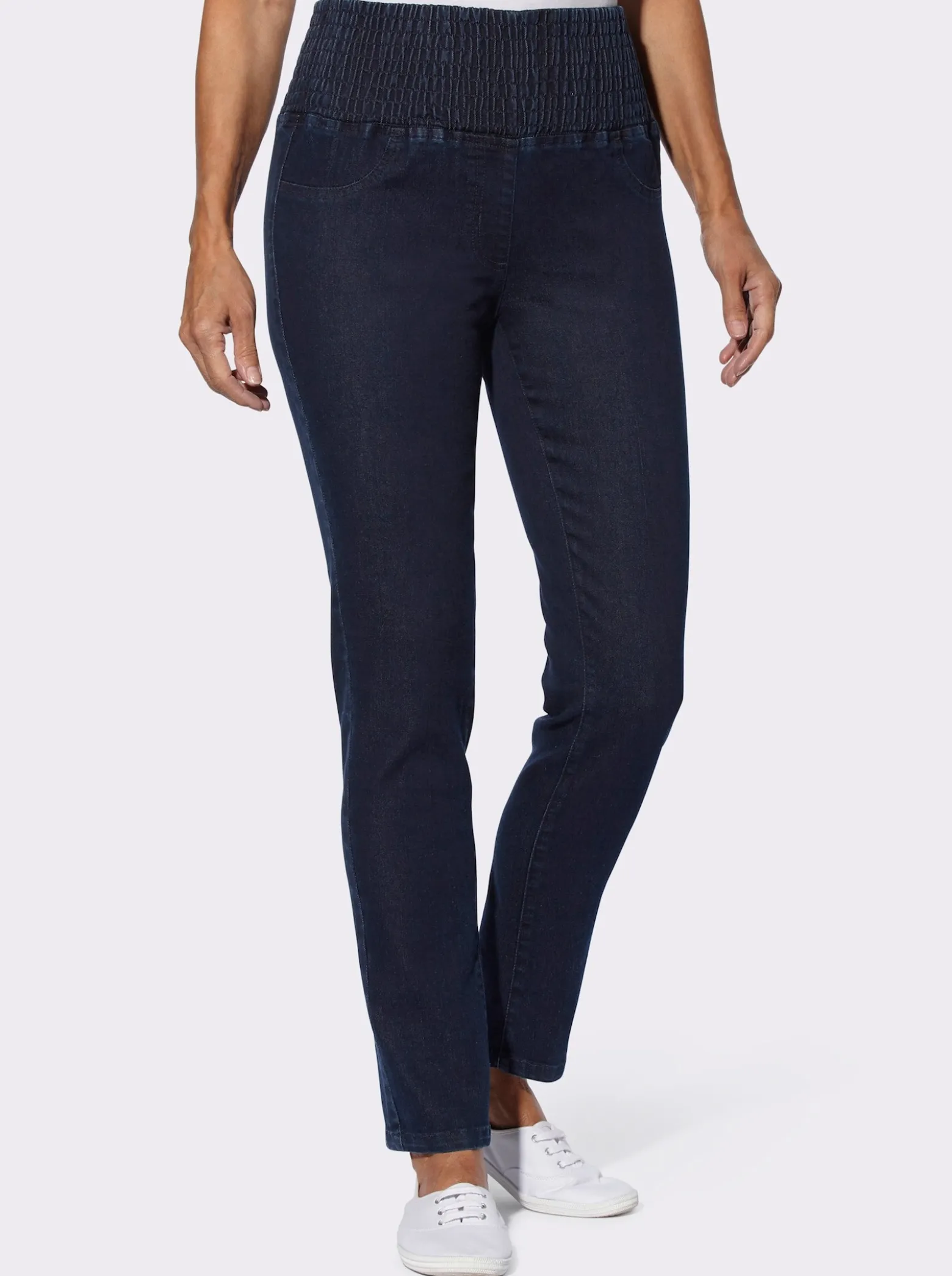 Jeans mit gesmoktem Rundum-Dehnbund