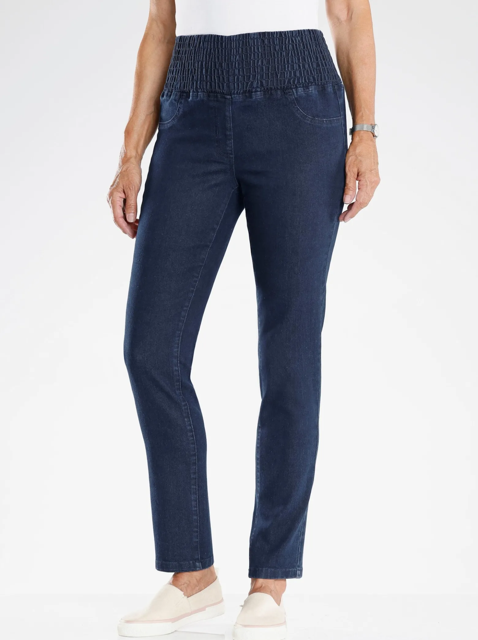Jeans mit gesmoktem Rundum-Dehnbund