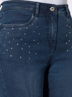 Jeans mit Glitzersteinchen