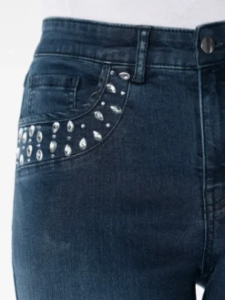 Jeans mit Glitzersteinchen
