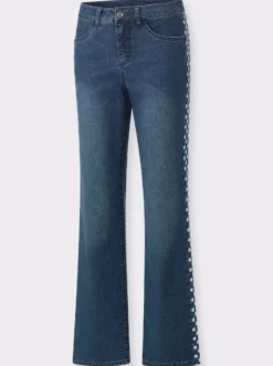 Jeans mit Lochstickerei