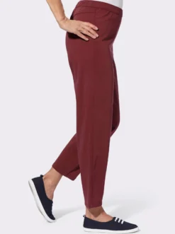 Jeans mit o-förmigen Hosenbeinen