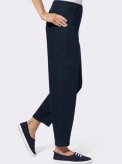 Jeans mit o-förmigen Hosenbeinen