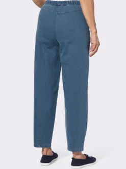 Jeans mit o-förmigen Hosenbeinen