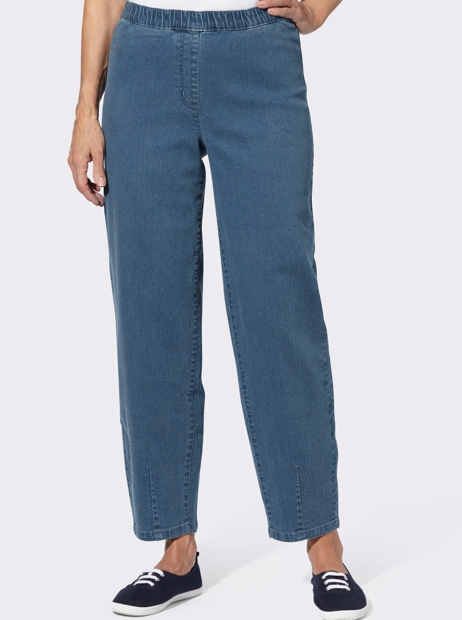 Jeans mit o-förmigen Hosenbeinen