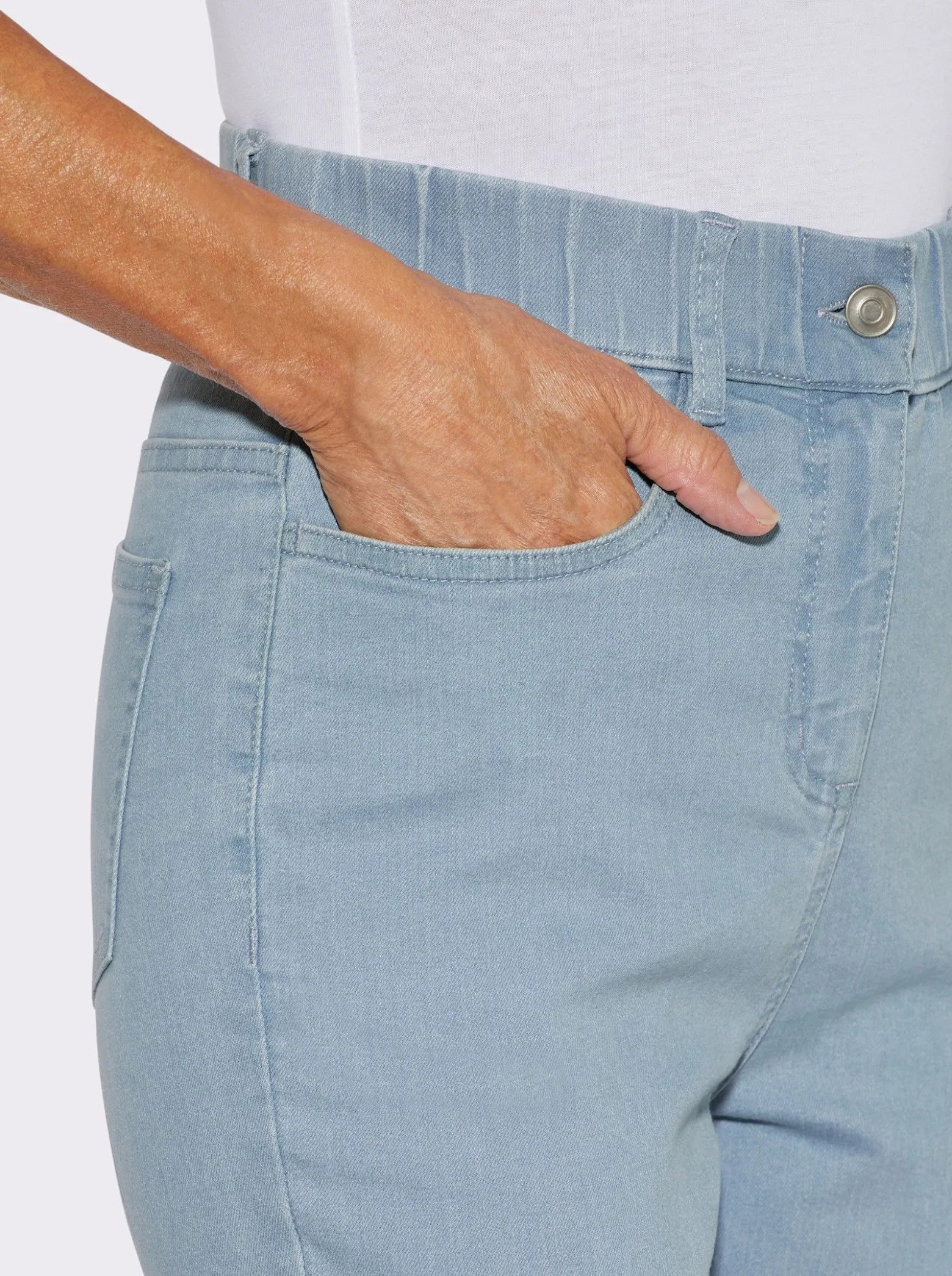 Jeans mit Rundum-Dehnbund