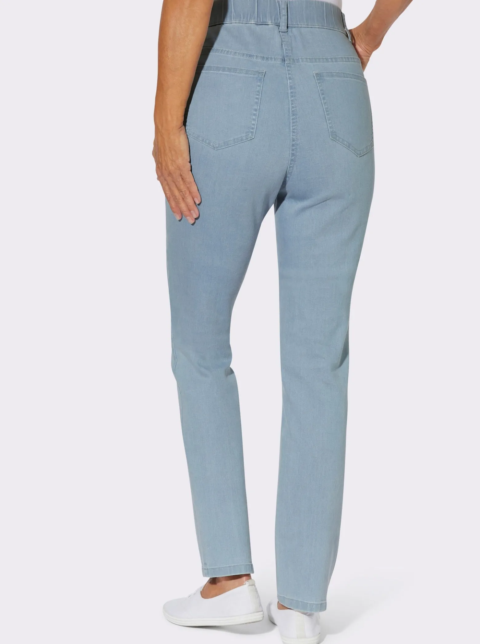 Jeans mit Rundum-Dehnbund
