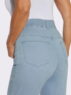 Jeans mit Rundum-Dehnbund