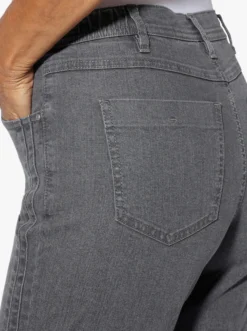 Jeans mit seitlichem Einsatz
