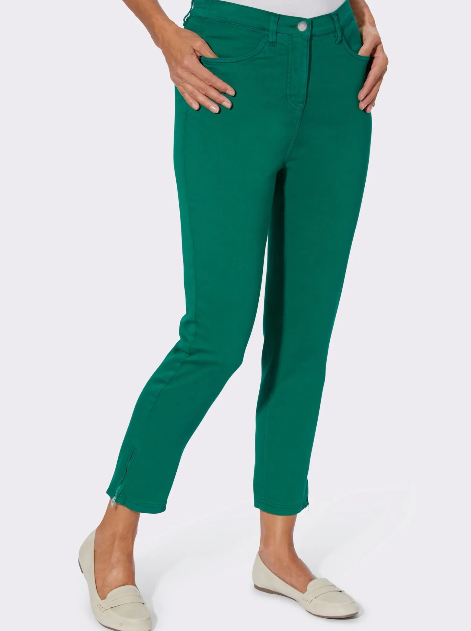 7/8-Jeans mit seitlichen Reißverschlüssen