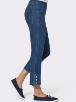 7/8-Jeans mit seitlichen Zierknöpfen