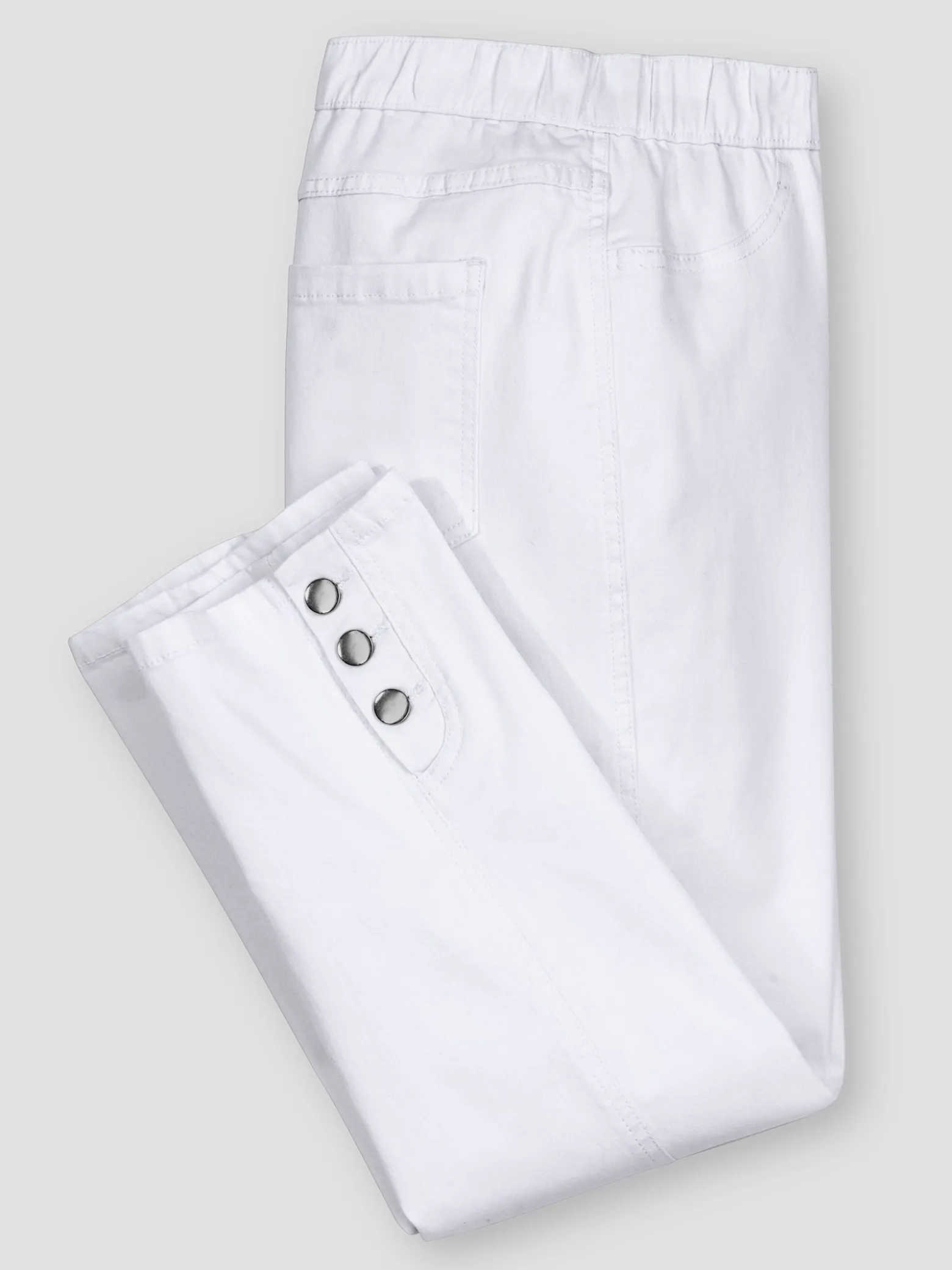 7/8-Jeans mit seitlichen Zierknöpfen