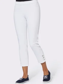 7/8-Jeans mit seitlichen Zierknöpfen