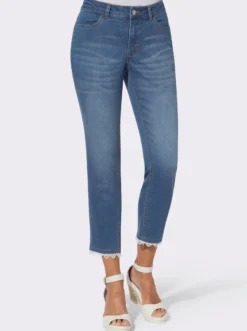 7/8-Jeans mit Spitze am Beinabschluss