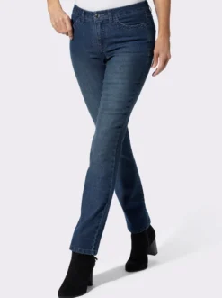 Jeans mit Stickerei auf den Taschen
