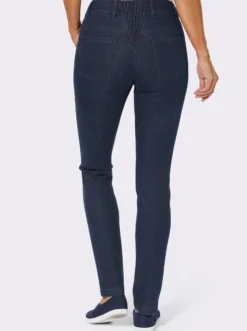 Jeans mit Stretch-Einsatz hinten