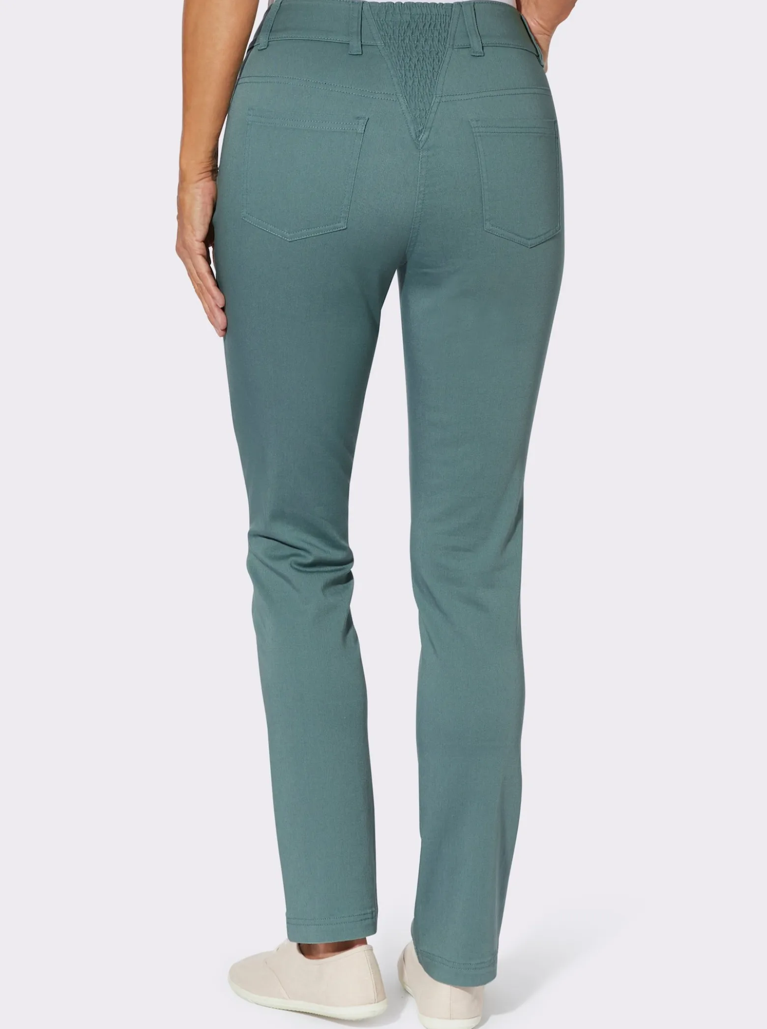 Jeans mit Stretch-Einsatz hinten