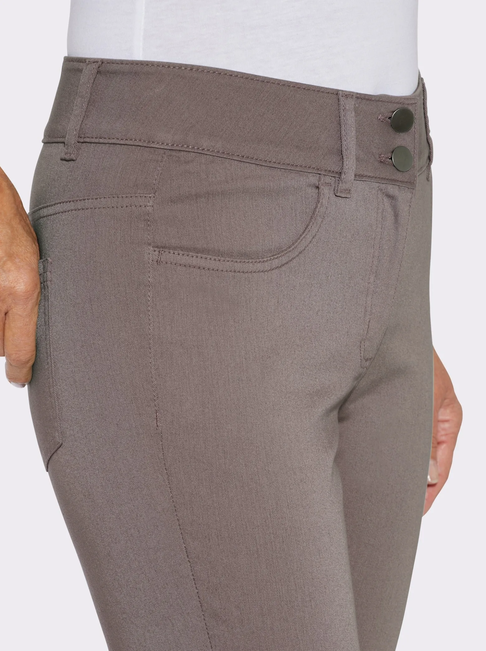 Jeans mit Stretch-Einsatz hinten