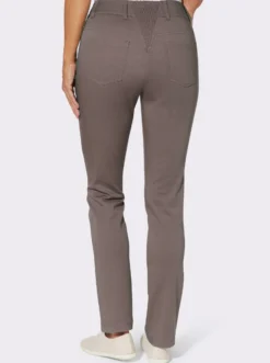 Jeans mit Stretch-Einsatz hinten