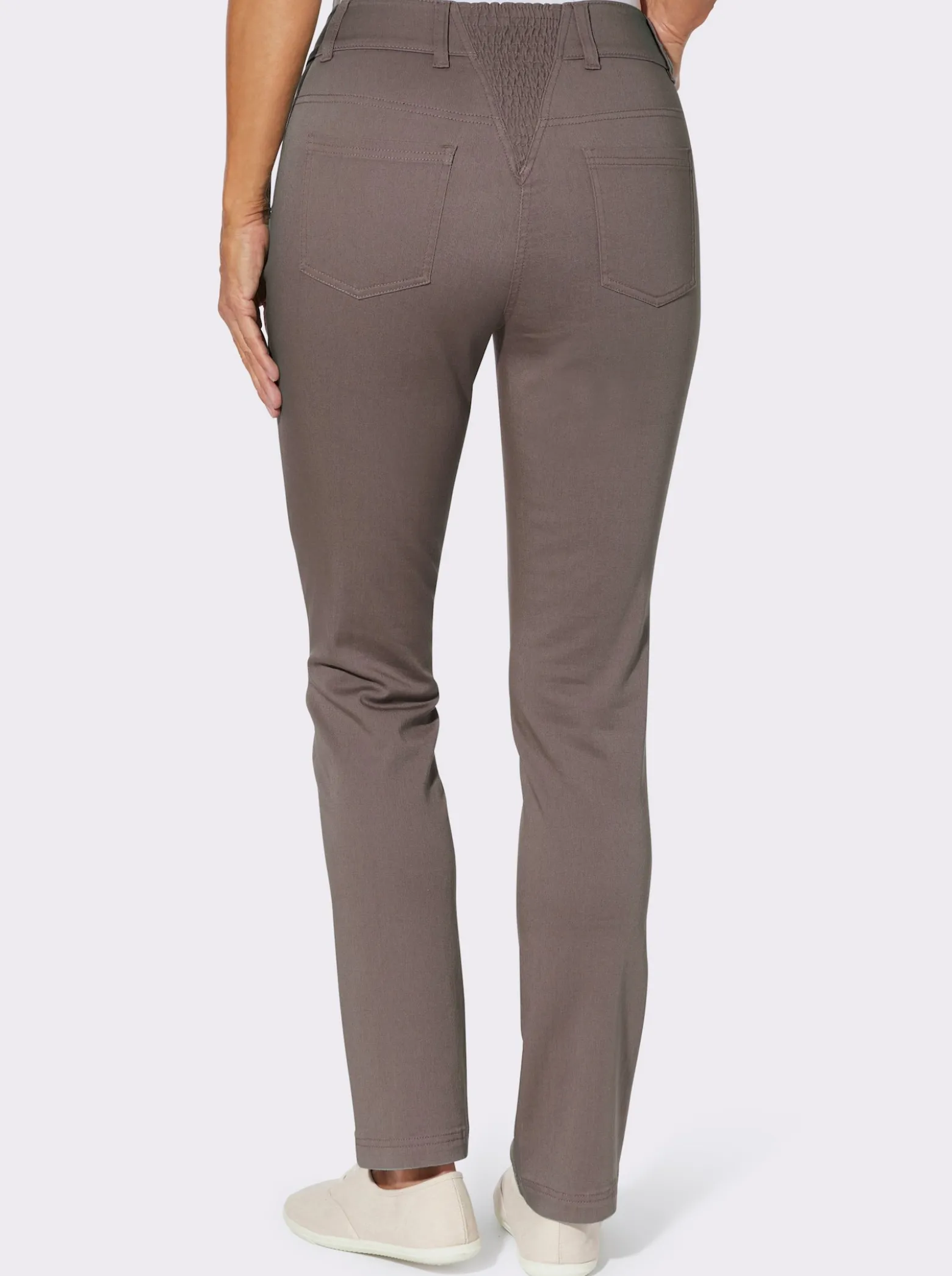 Jeans mit Stretch-Einsatz hinten