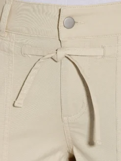 Jeans mit Tunnelzug und Bindeband