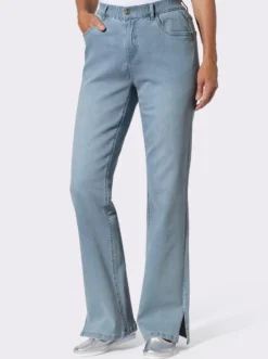Jeans mit weitem Bein und Schlitz