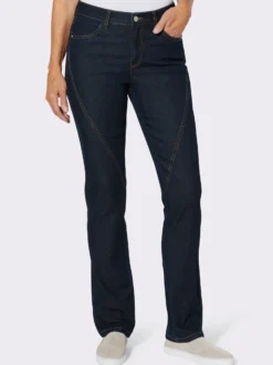 Jeans mit Ziernähten vorne