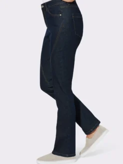 Jeans mit Ziernähten vorne