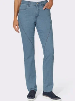 Jeans mit Ziernähten vorne