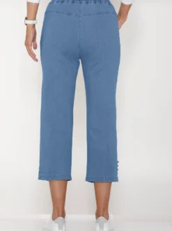 7/8-Jeans mit Zierriegel am Abschluss