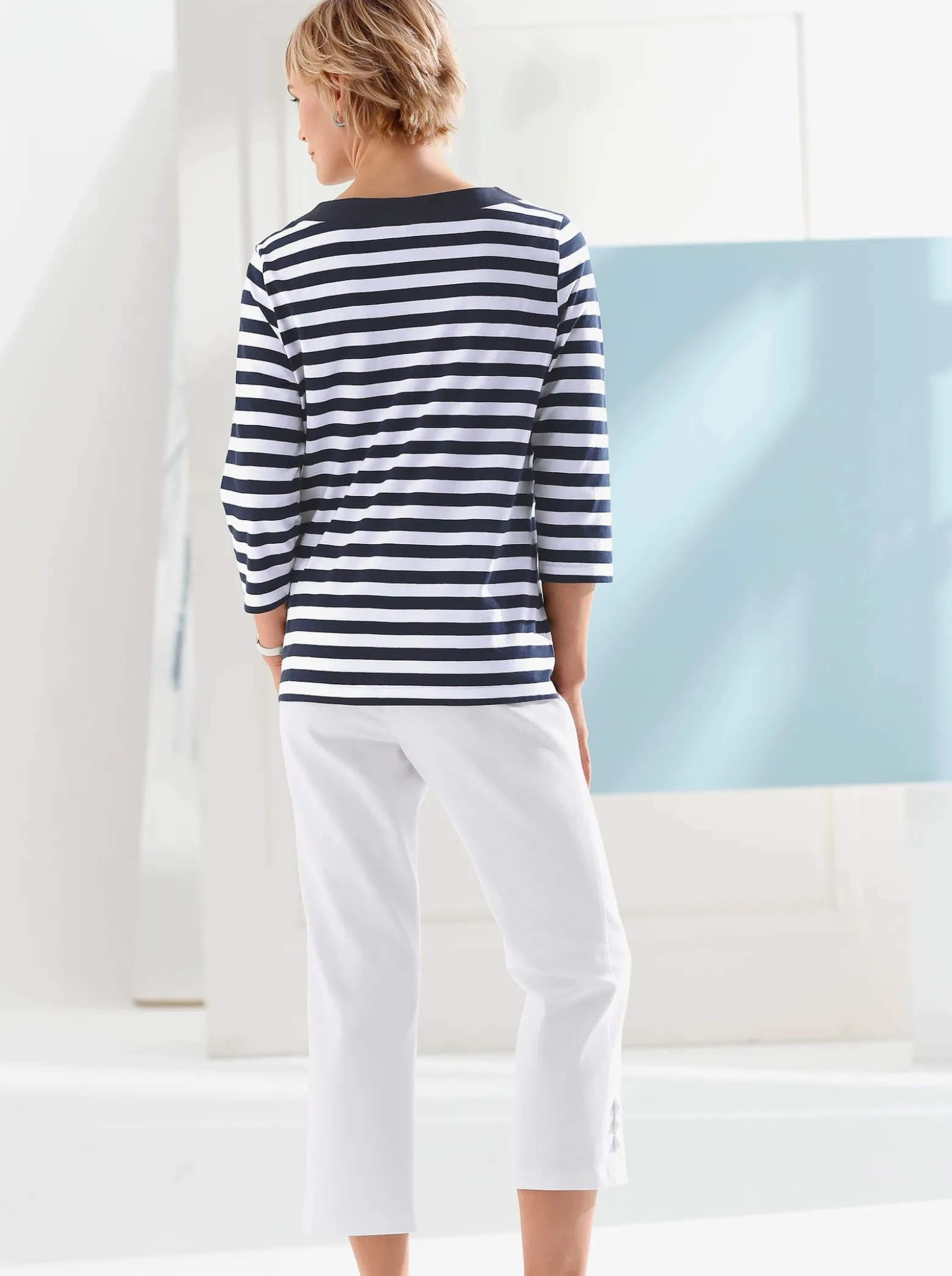 7/8-Jeans mit Zierriegel am Abschluss