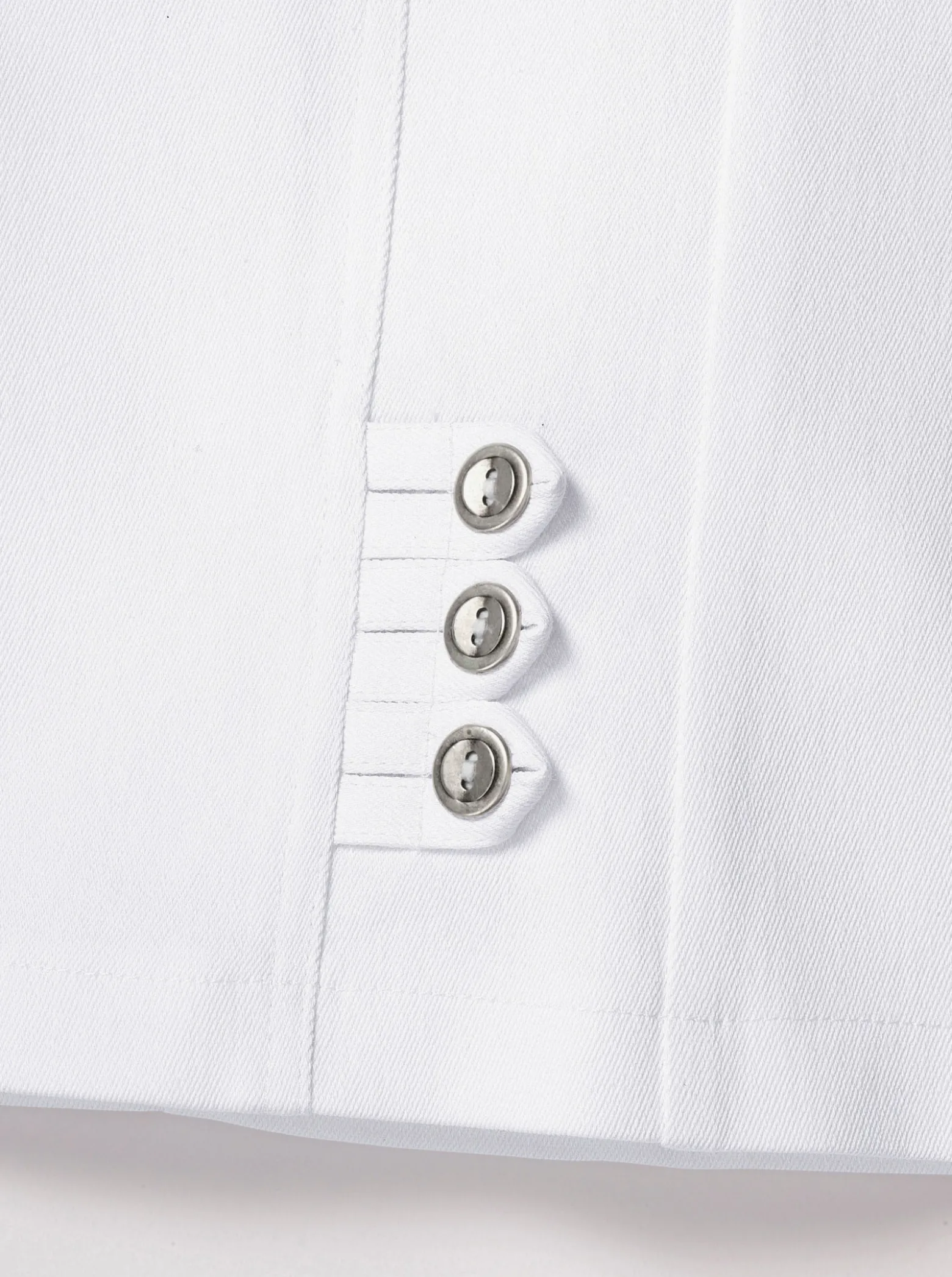 7/8-Jeans mit Zierriegel am Abschluss