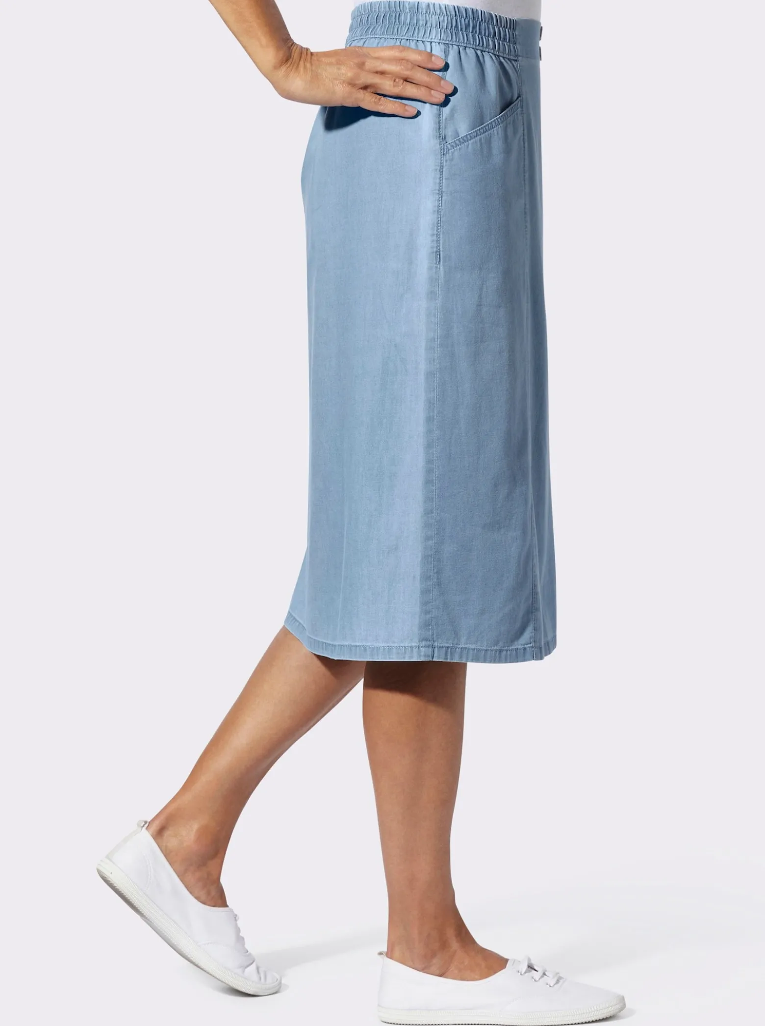 Jeansrock mit dekorativen Knöpfen