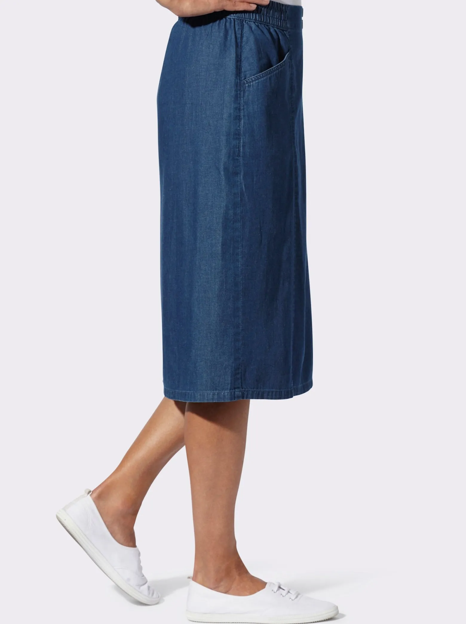 Jeansrock mit dekorativen Knöpfen