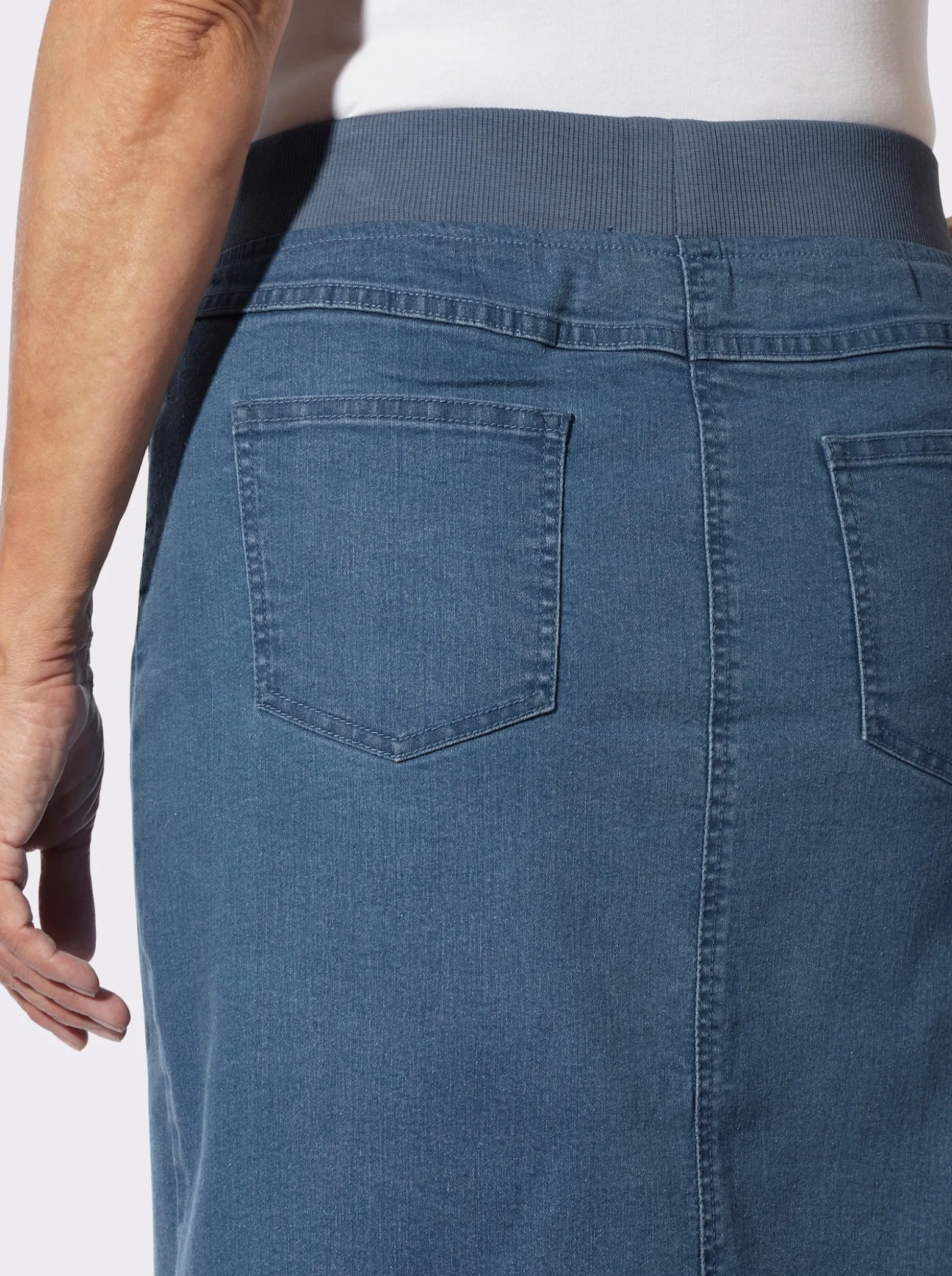 Jeansrock mit geripptem Dehnbund