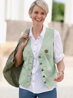 Jeansweste in verkürzter Form
